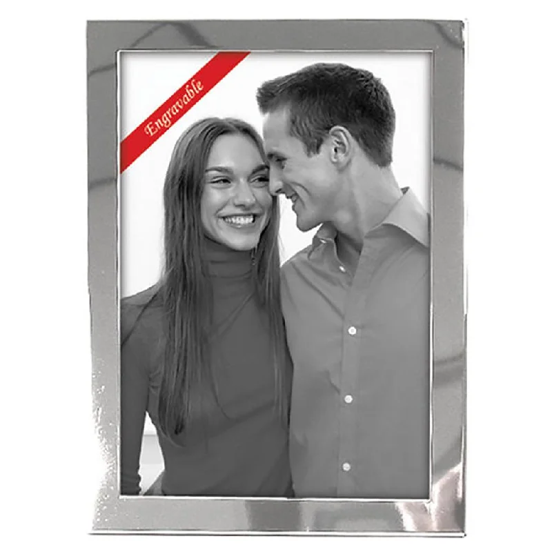 Malden : 4X6 Engravable Essentials Silver Frame