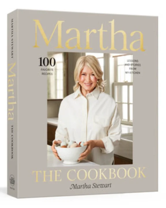 *DAMAGED* Martha: The Cookbook: 100 Favorite Recipes, with Lessons and Stories from My Kitchen (Martha Stewart)