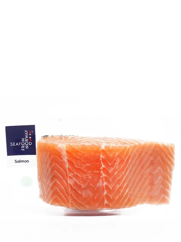 FRESH NORWEGIAN ATLANTIC SALMON FILLET (+/-300G)